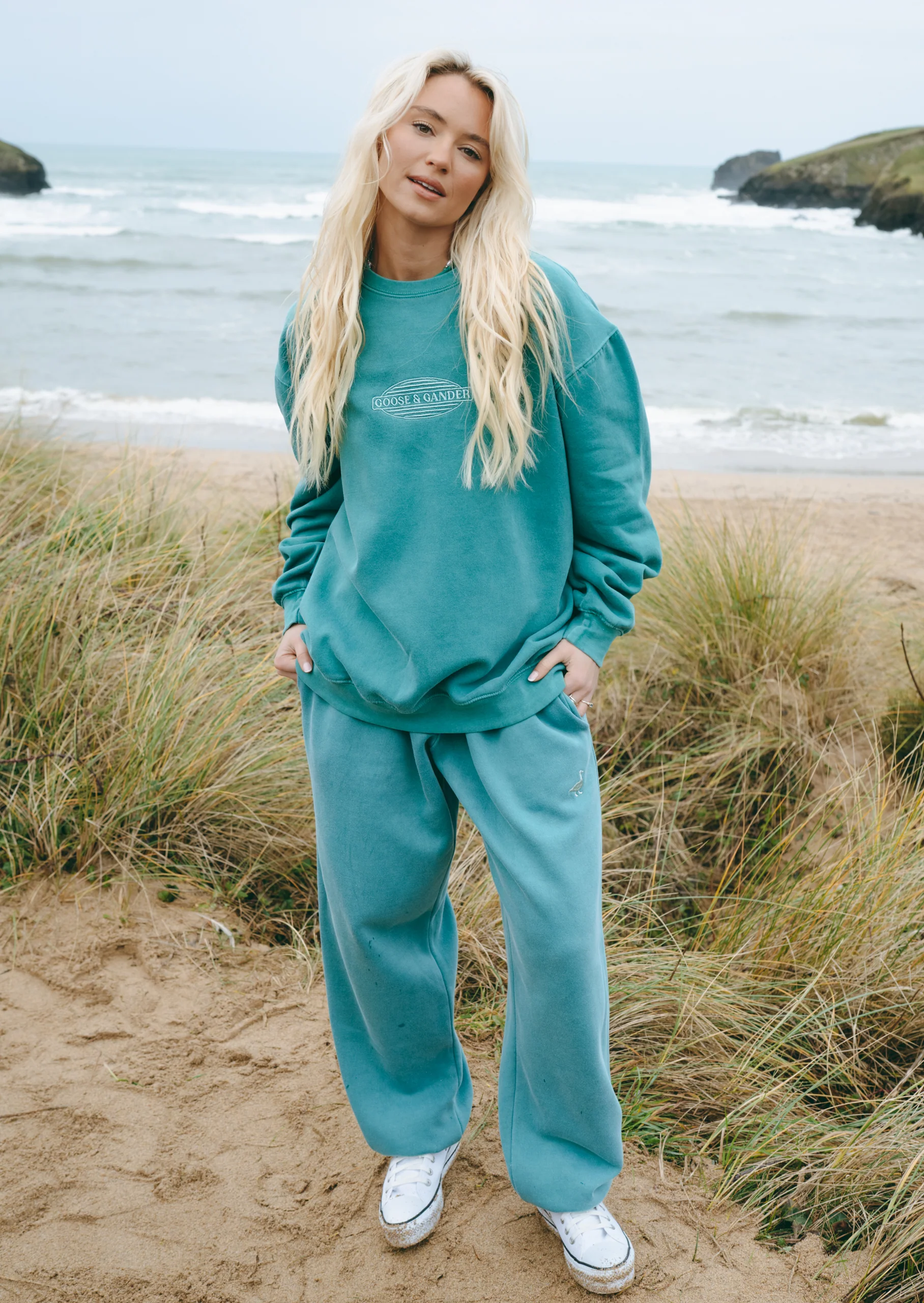 L&L Oval Embroidered Sweatshirt - Washed Green - Image 4