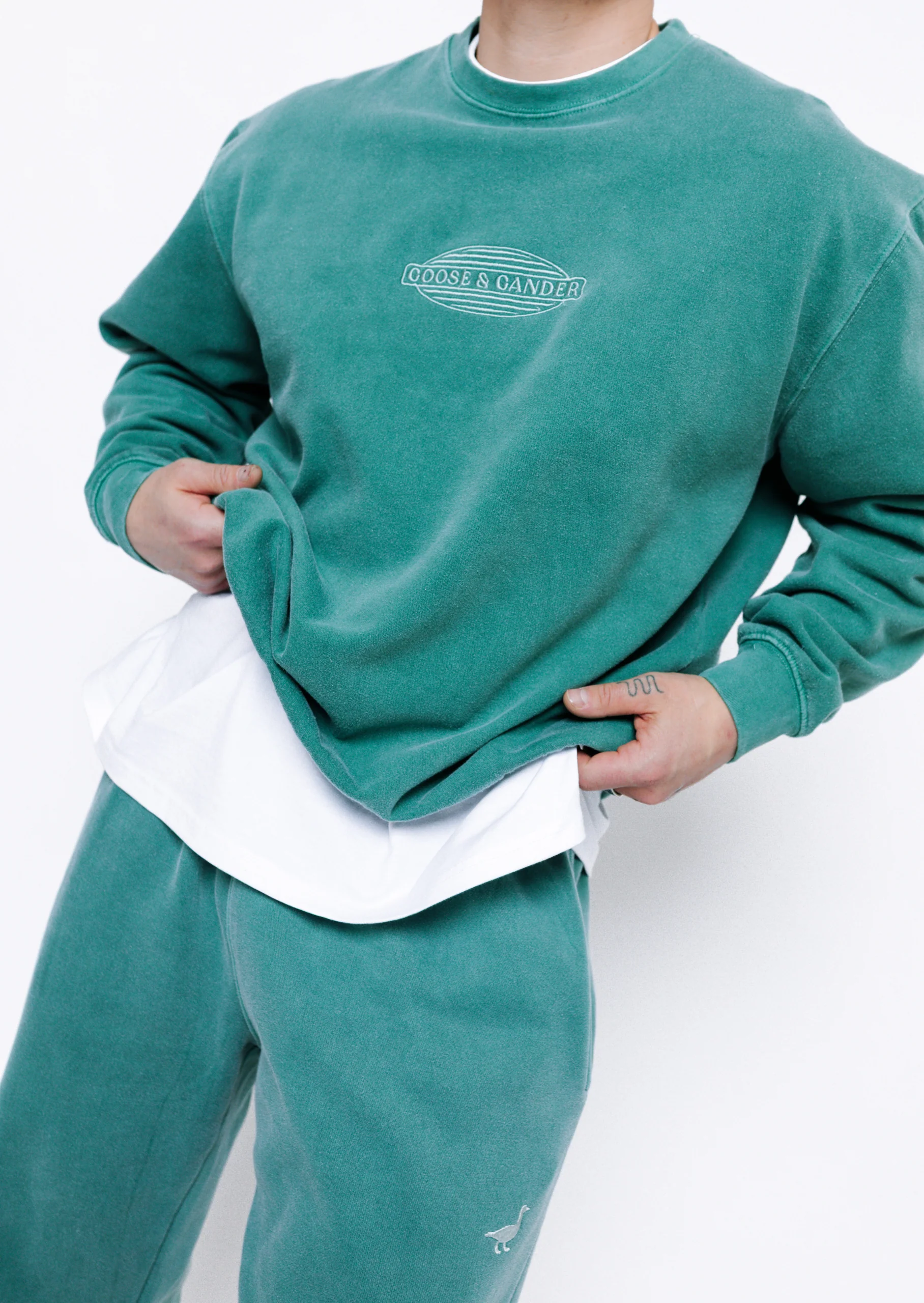 L&L Oval Embroidered Sweatshirt - Washed Green - Image 5