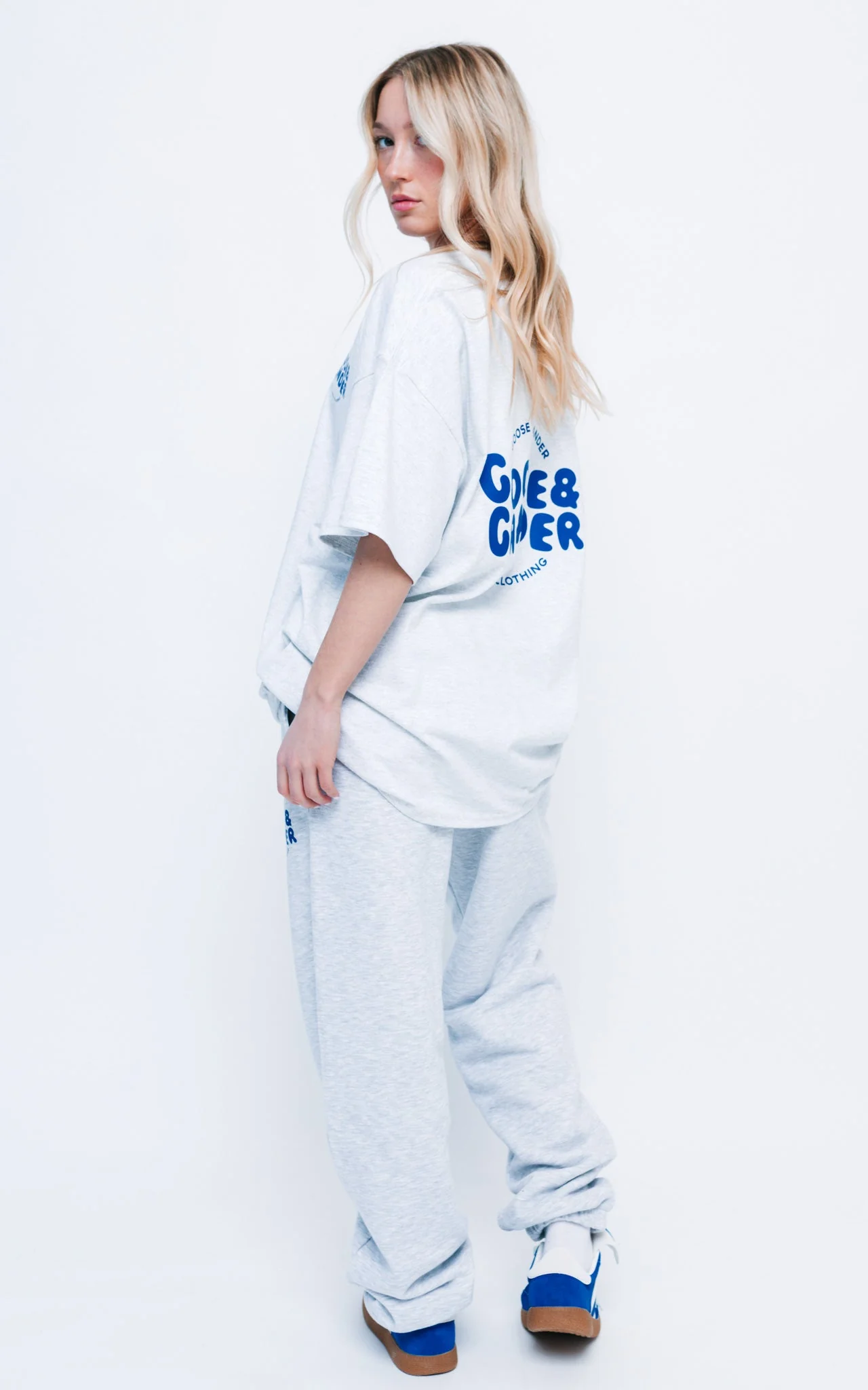 Azure Tee - Ash Grey - Image 4