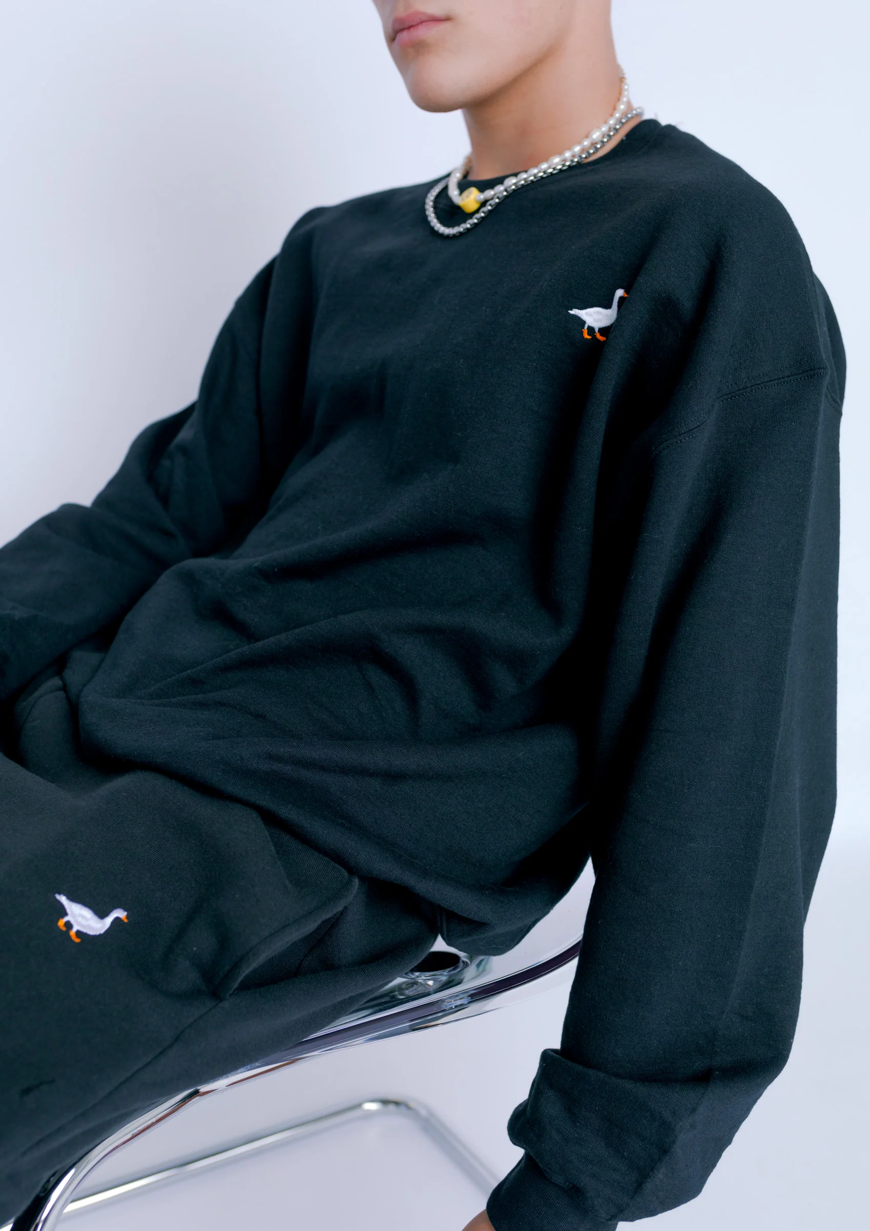 Goose Sweat - Black - Image 5