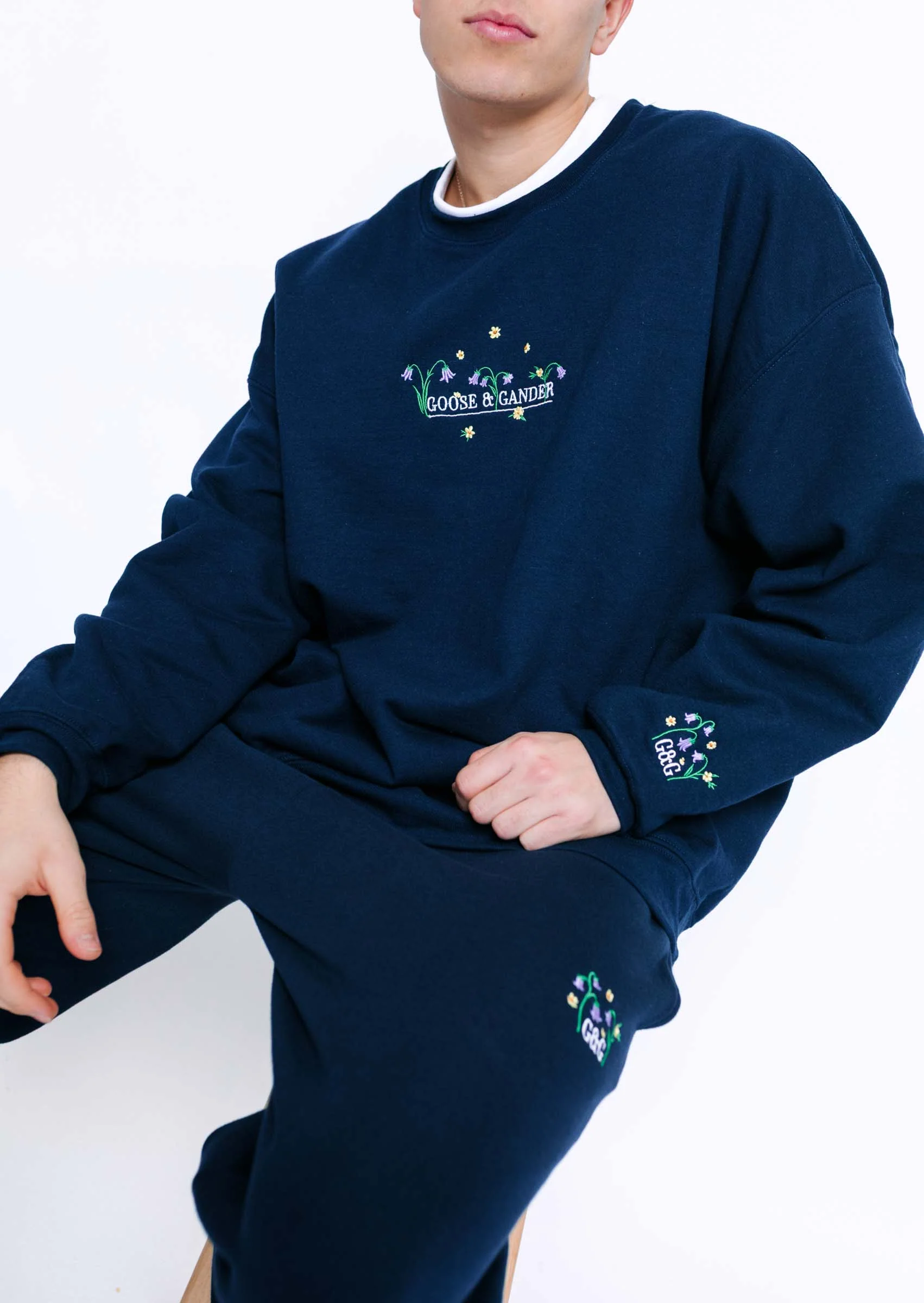 Bluebell Embroidered Sweatshirt - Navy - Image 13
