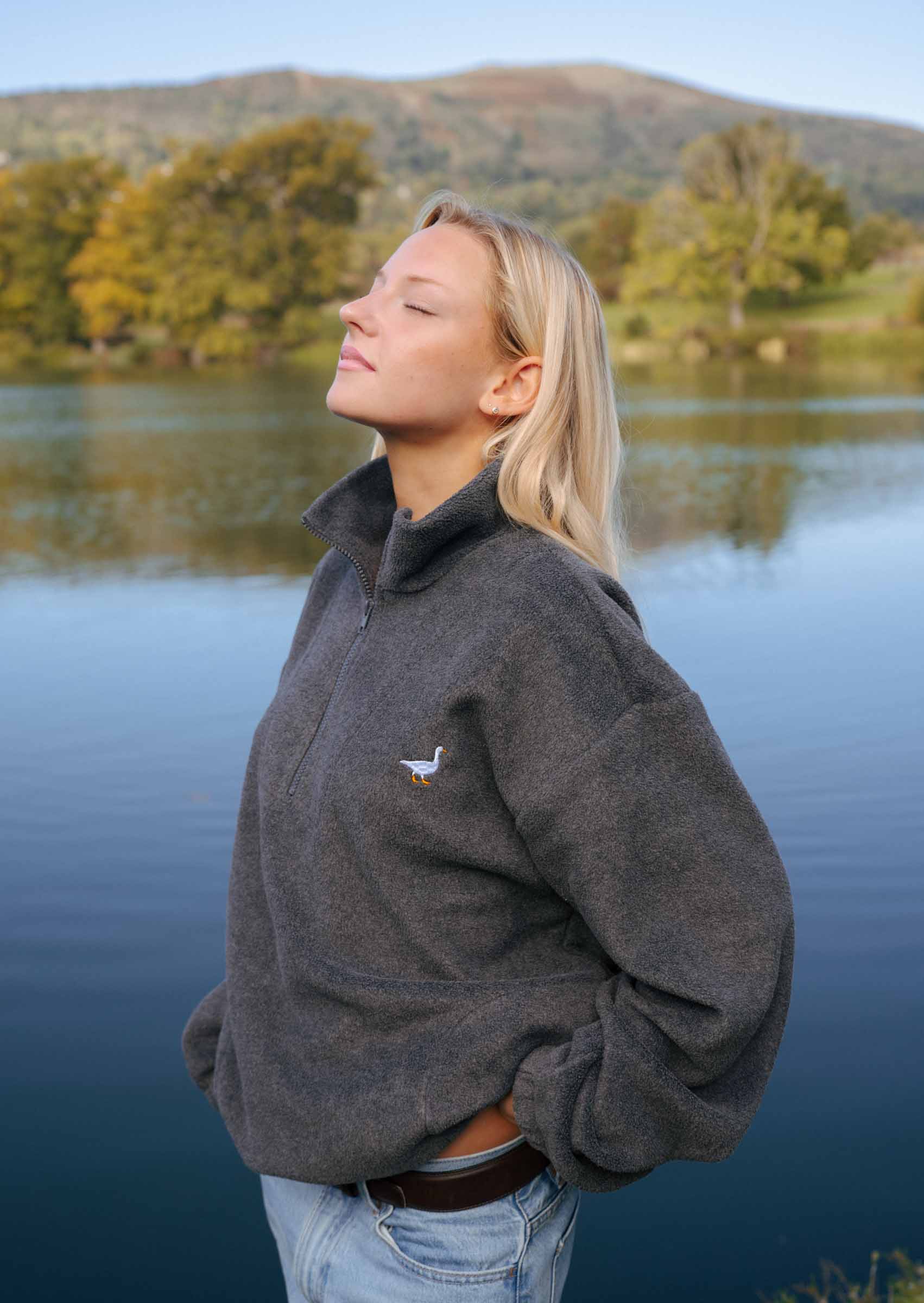 Goose 1/4 Zip Fleece - Charcoal - Image 4