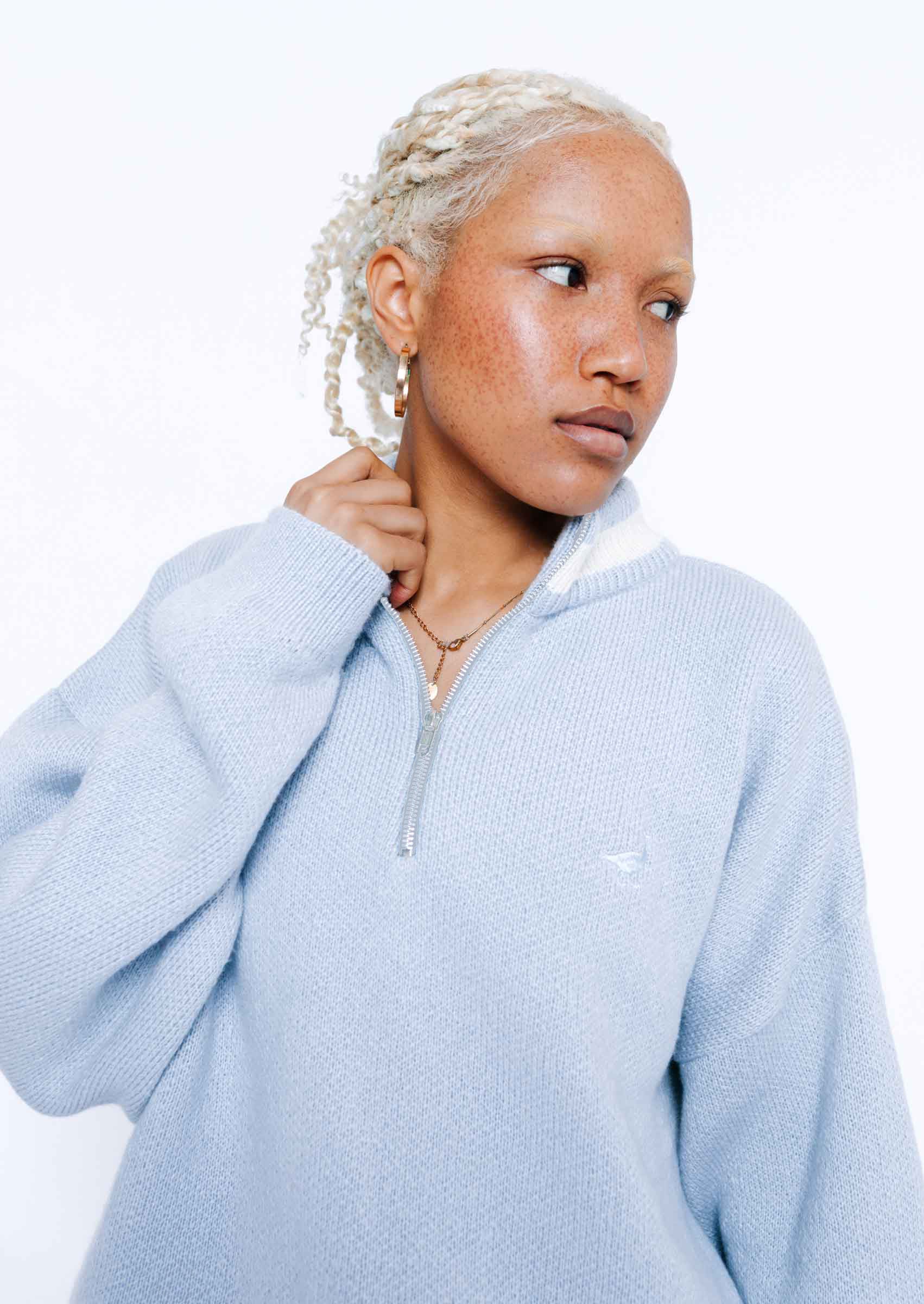 Knitted Goose 1/4 Zip Sweat - Pastel Blue - Image 12