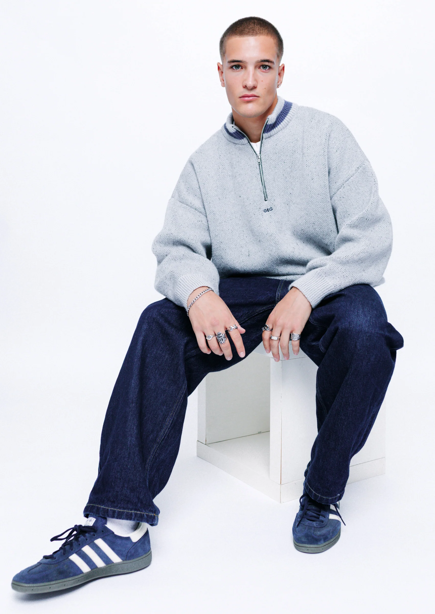 Knitted Simple 1/4 Zip Sweat - Ash - Image 10