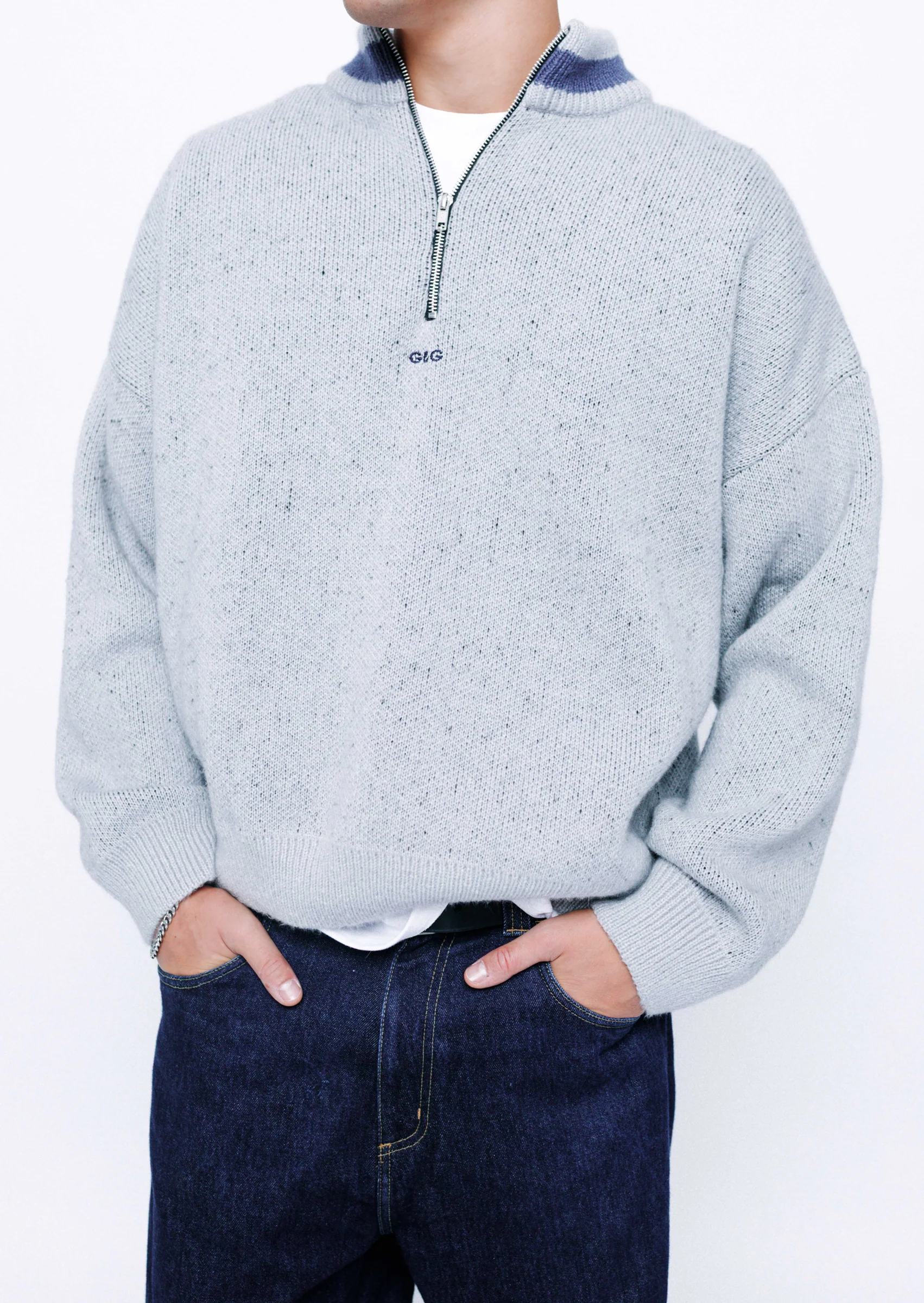 Knitted Simple 1/4 Zip Sweat - Ash - Image 12