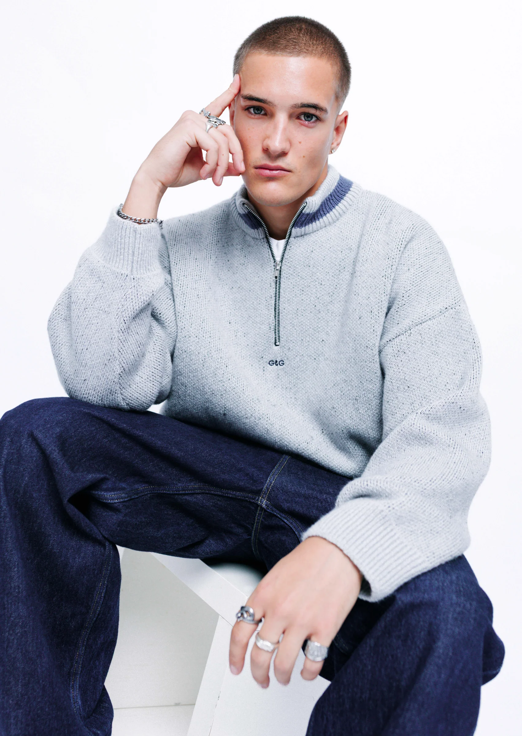 Knitted Simple 1/4 Zip Sweat - Ash - Image 8