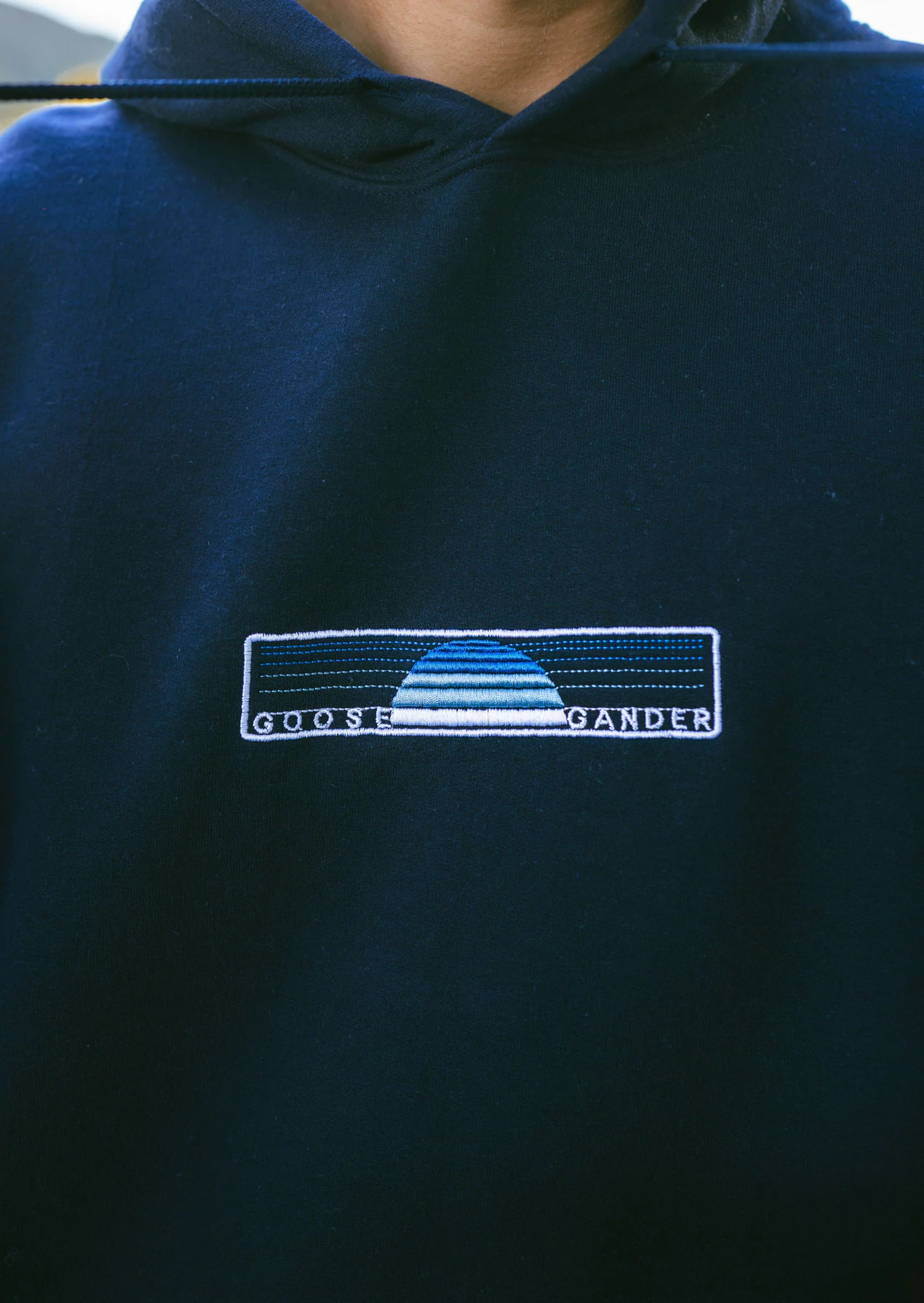 Sunset Embroidered Hood - Navy - Image 3