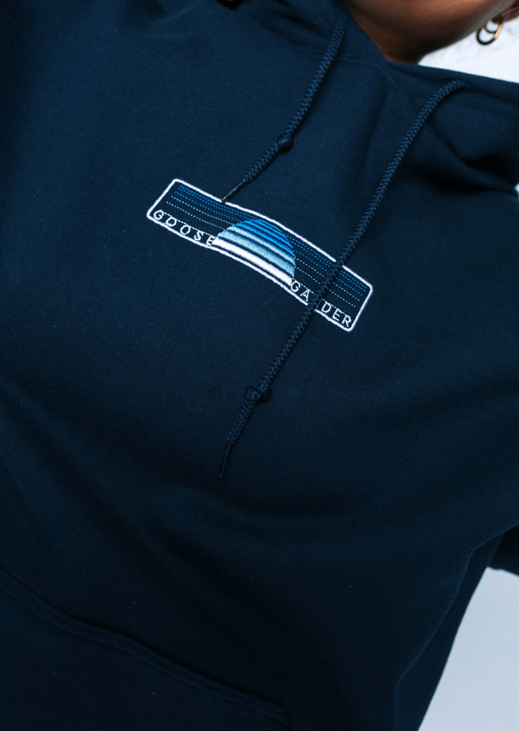 Sunset Embroidered Hood - Navy - Image 9