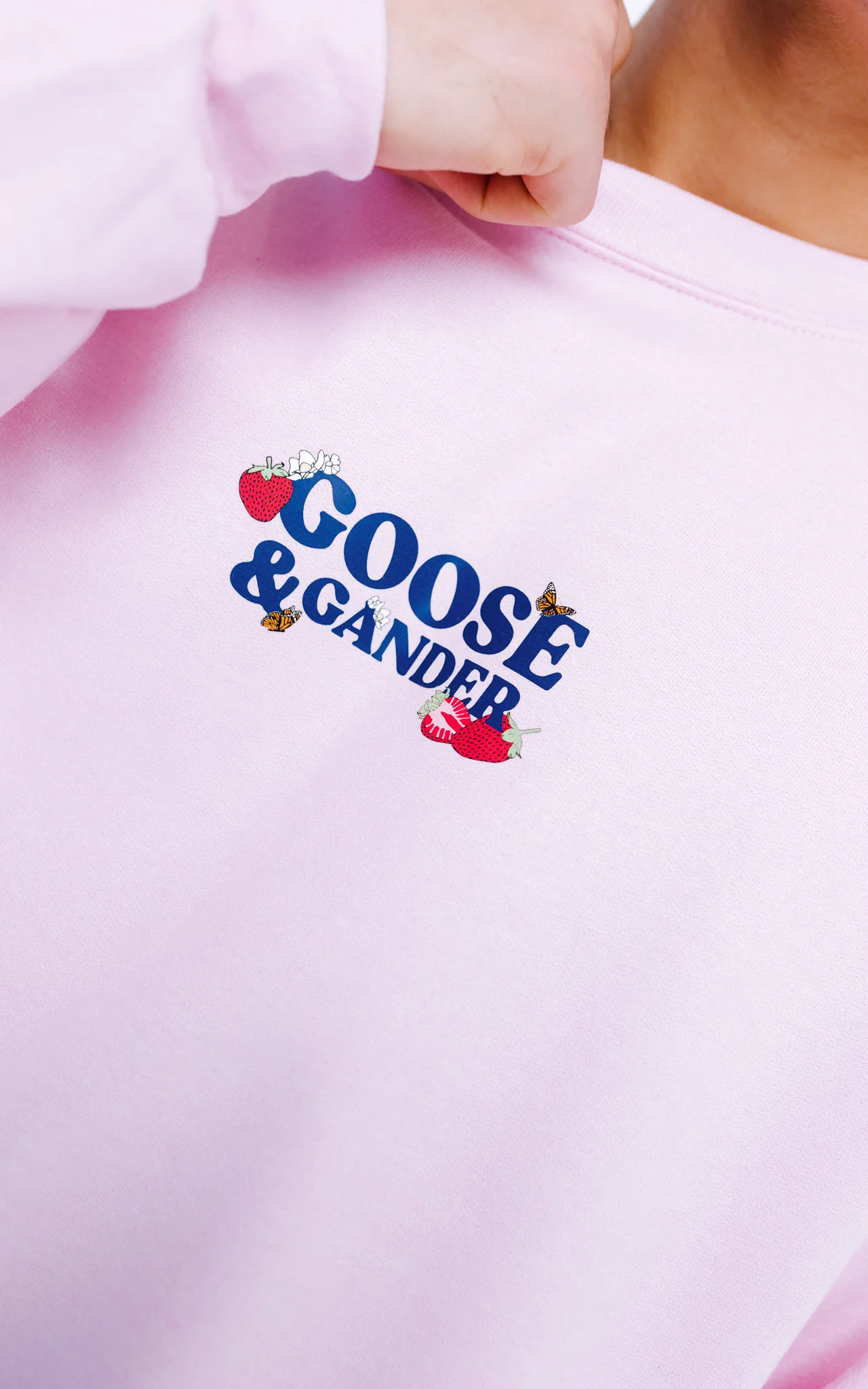 Wild Strawberry Printed Sweat - Baby Pink - Image 3