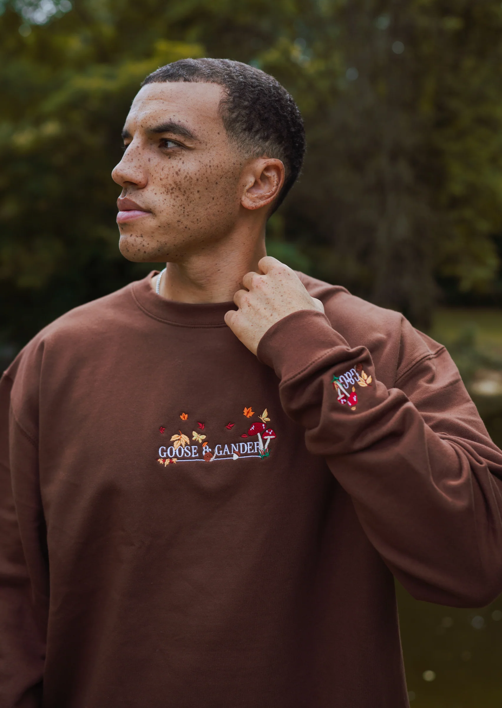 Woodland Embroidered Sweatshirt - Brown