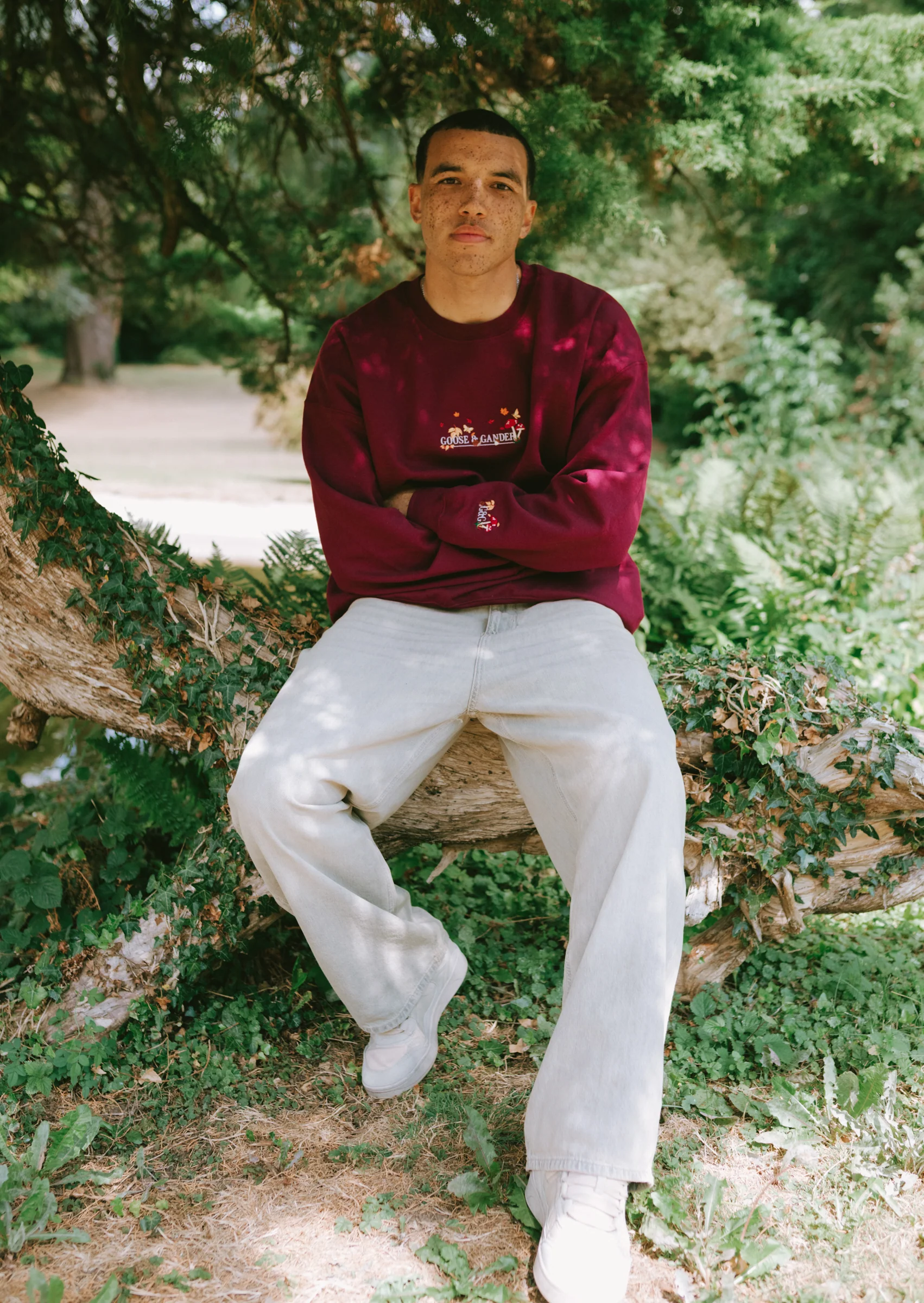 Woodland Embroidered Sweatshirt - Burgundy - Image 7