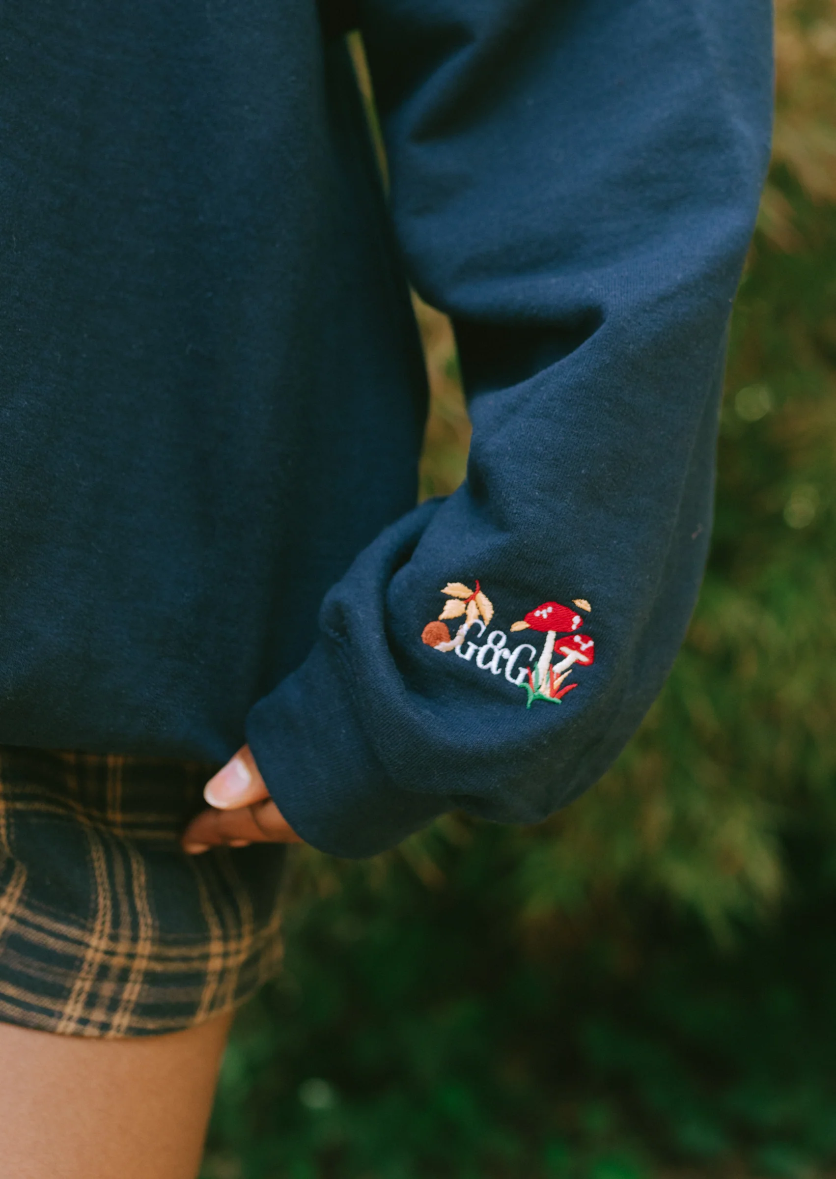 Woodland Embroidered Sweatshirt - Navy - Image 8