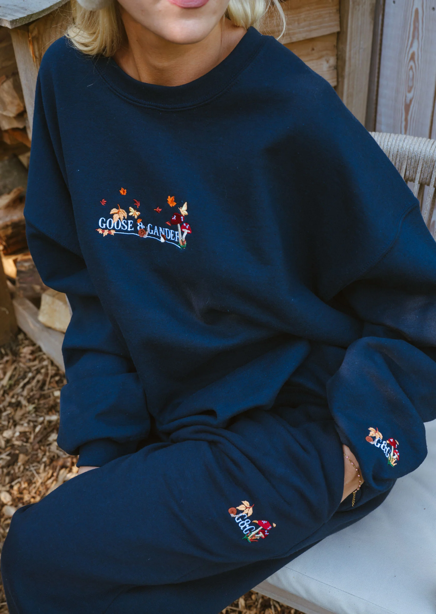 Woodland Joggers - Navy - Image 3