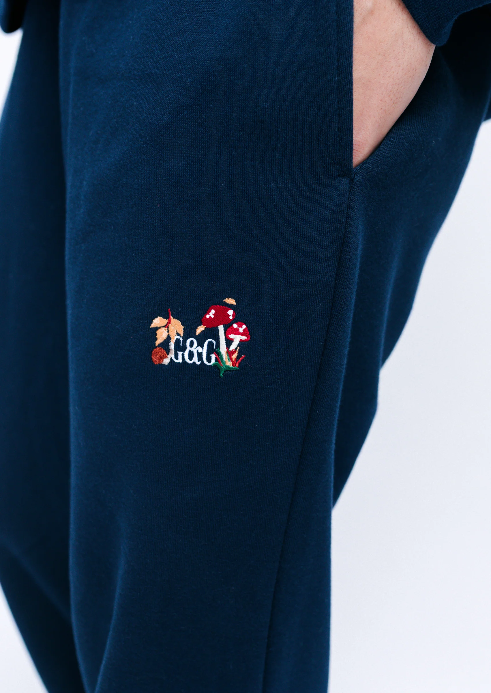 Woodland Joggers - Navy - Image 5
